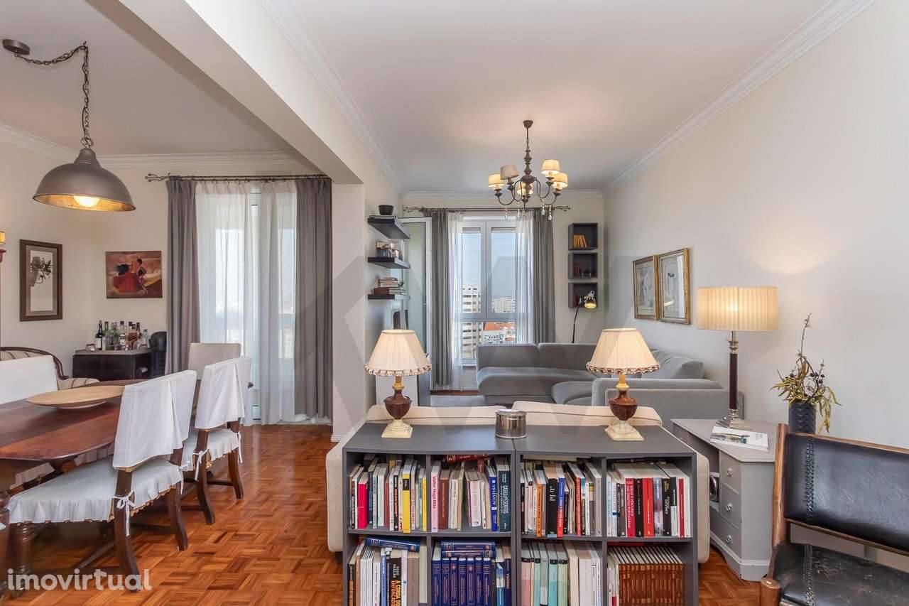 T3 junto às Amoreiras com vista e elevador - Grande imagem: 2/47