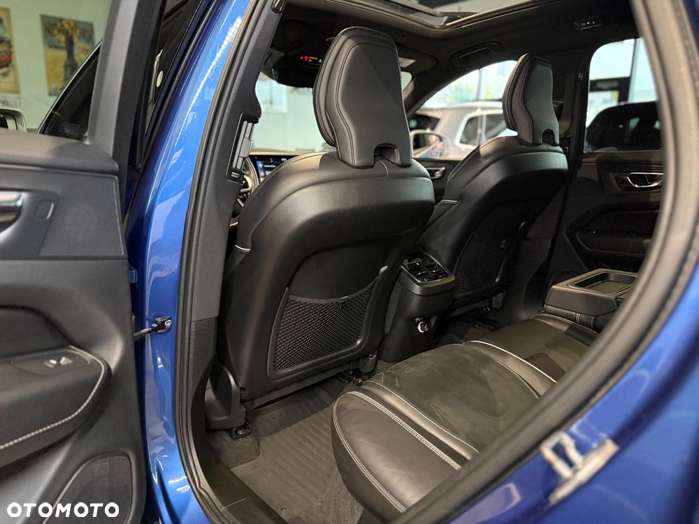 Volvo XC 60 T5 GPF AWD R-Design - 24