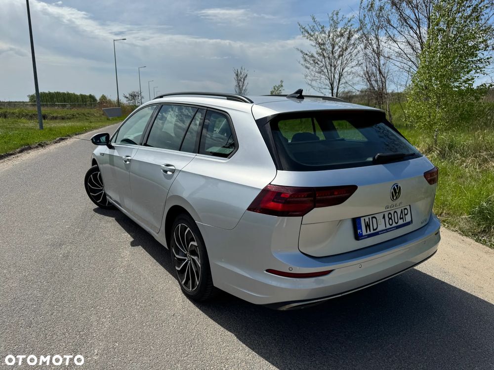 Volkswagen Golf 1.5 eTSI EVO Style DSG - 4