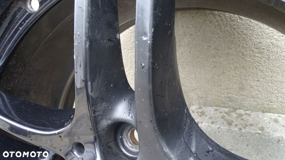 BMW 3 E90, E91, E92, E93 - 8.5Jx18EH2 ET37, 8Jx18EH2 ET34 5x120 - felgi - 14