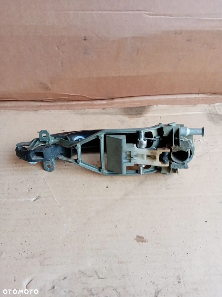Klamka prawy tył tylna prawa VW Touareg LC9Z 7L0839886A - 3