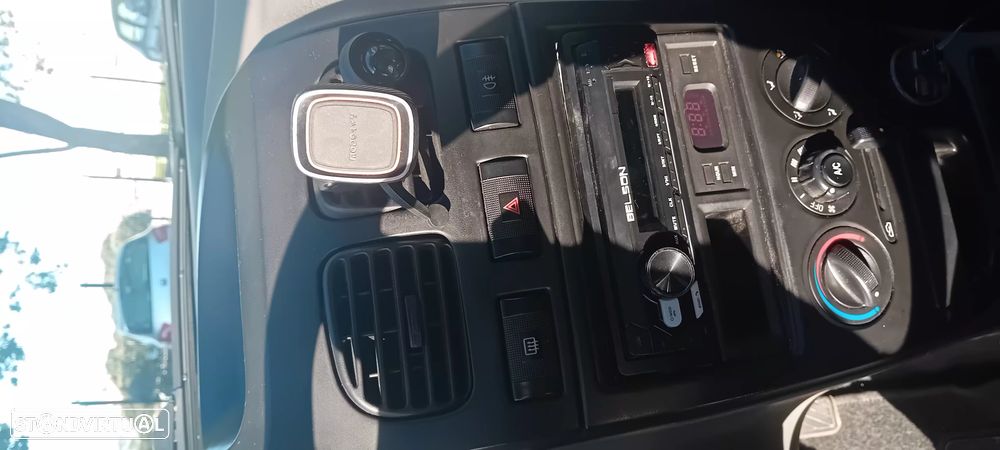 Kia Rio SW 1.3 LS - 2