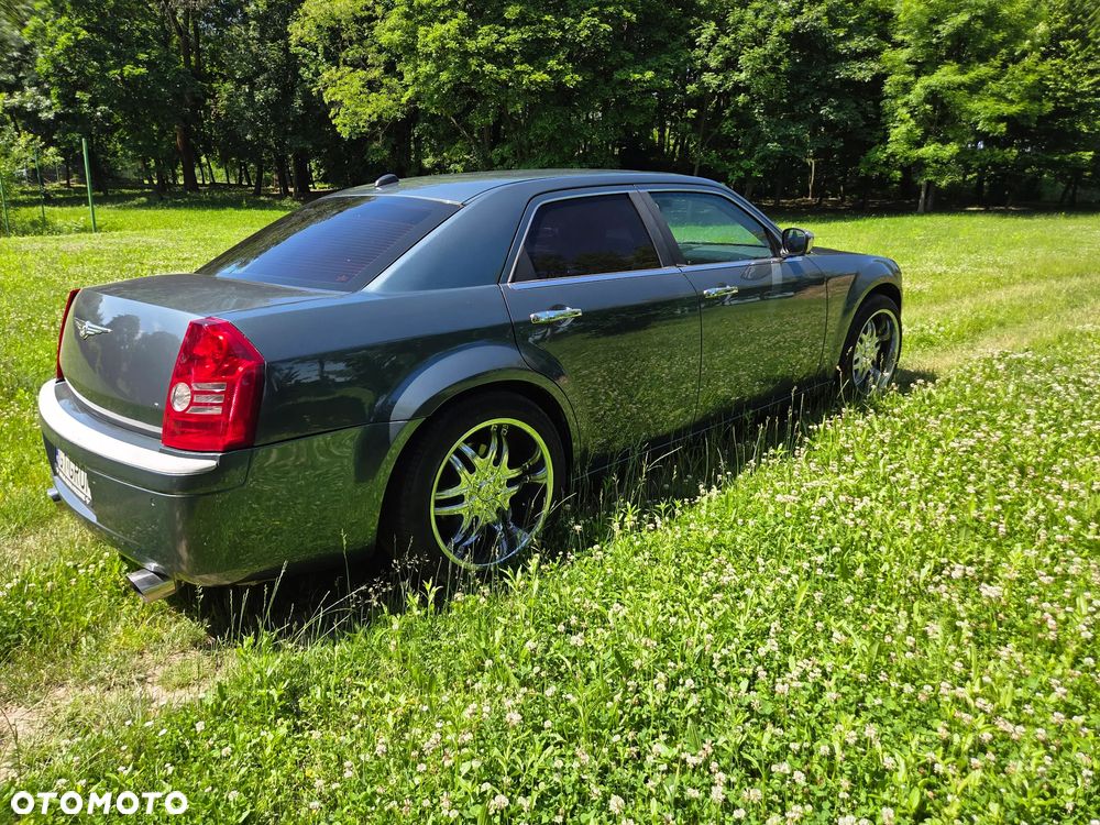 Chrysler 300C 5.7 Automatik - 6