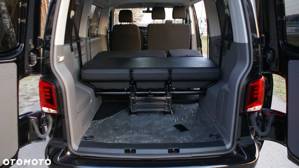 Volkswagen Caravelle - 32