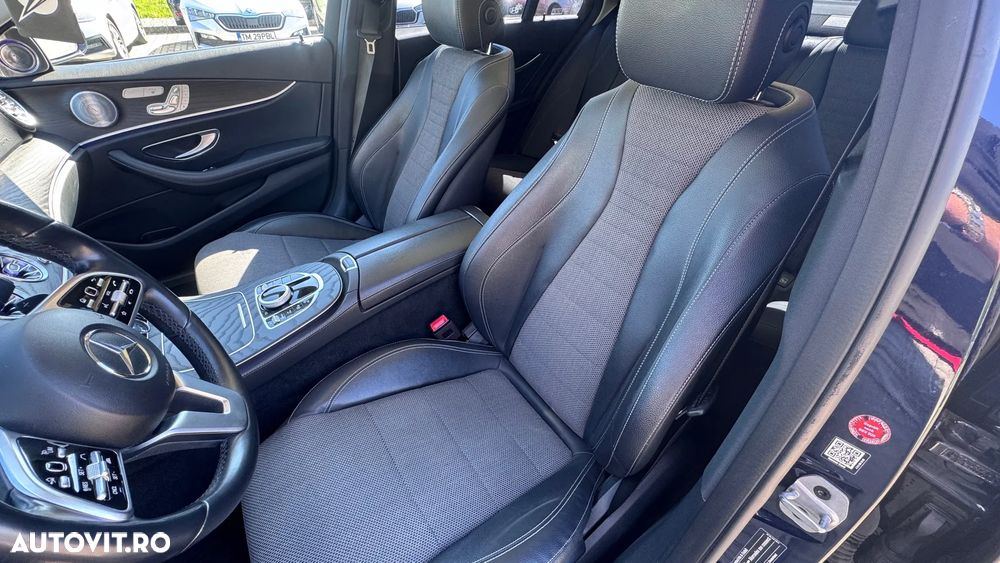 Mercedes-Benz E 300 Aut. - 23