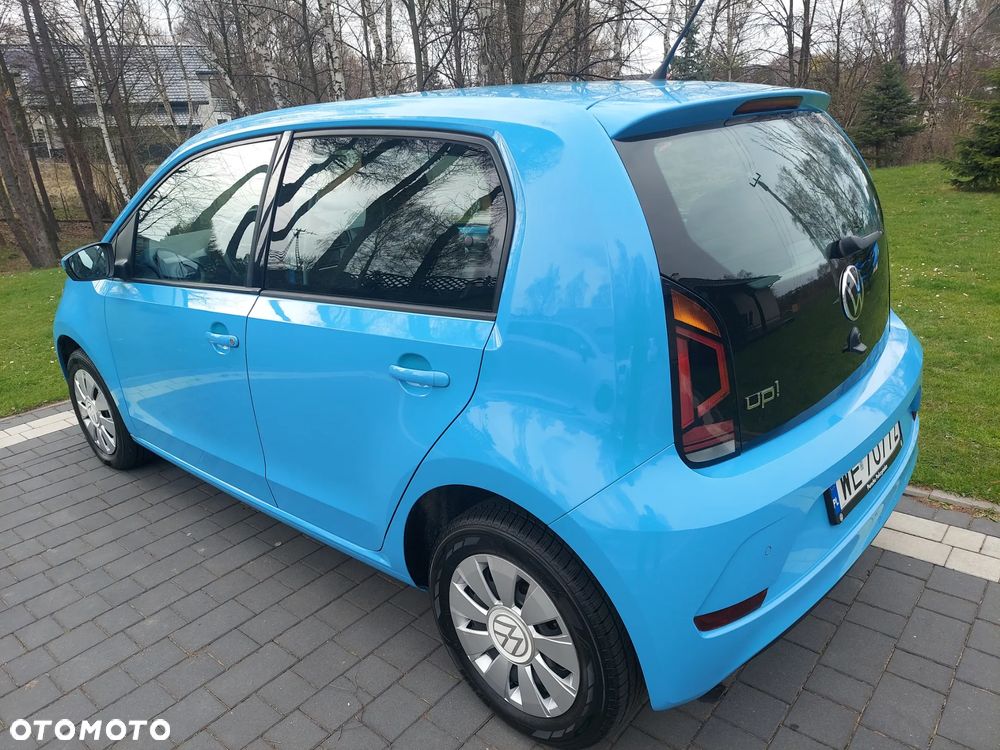 Volkswagen up! United - 1