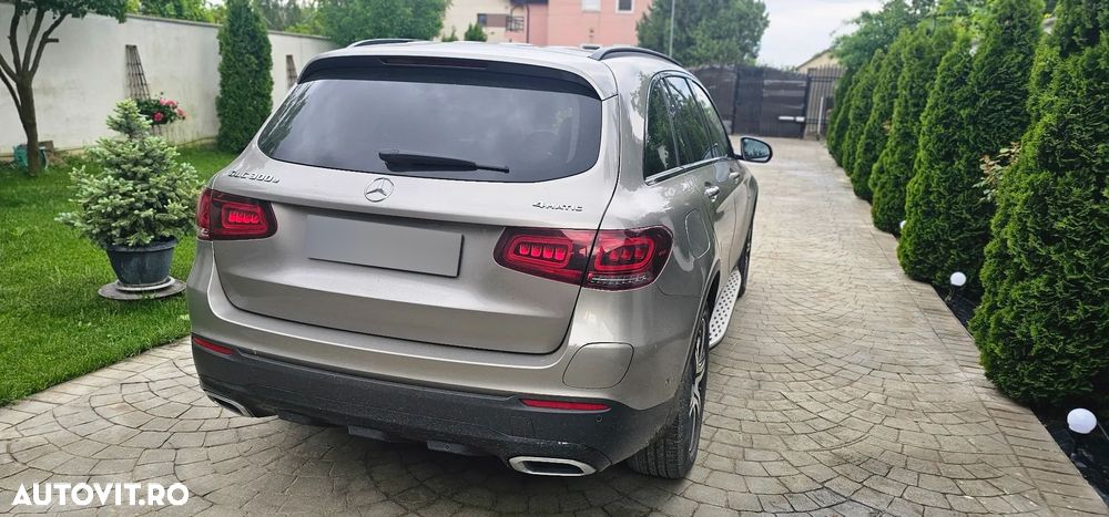 Mercedes-Benz GLC 350 e 4MATIC - 3