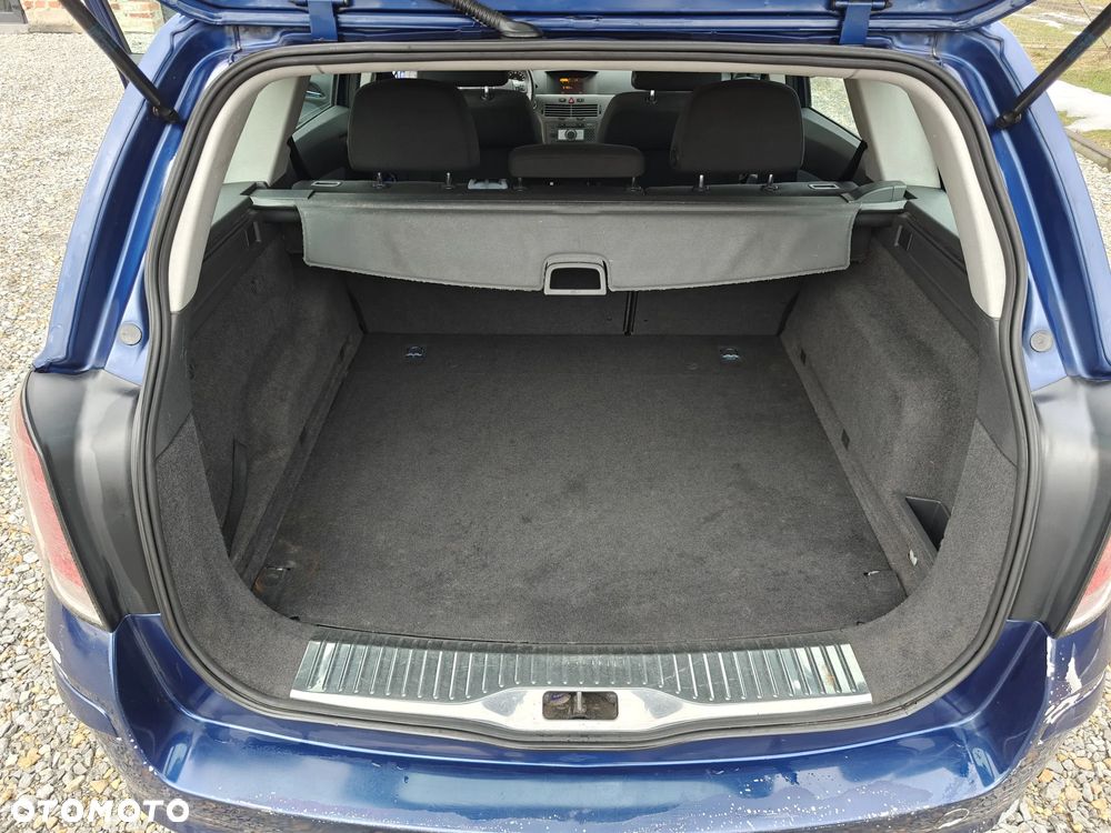 Opel Astra 1.9 CDTI Essentia - 7