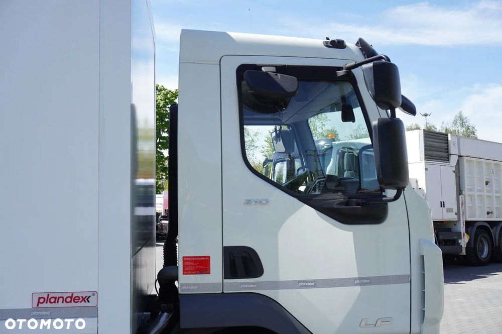 DAF LF 12.210 kontener 18 palet z windą / 50 tys.km /2024_245461 - 17