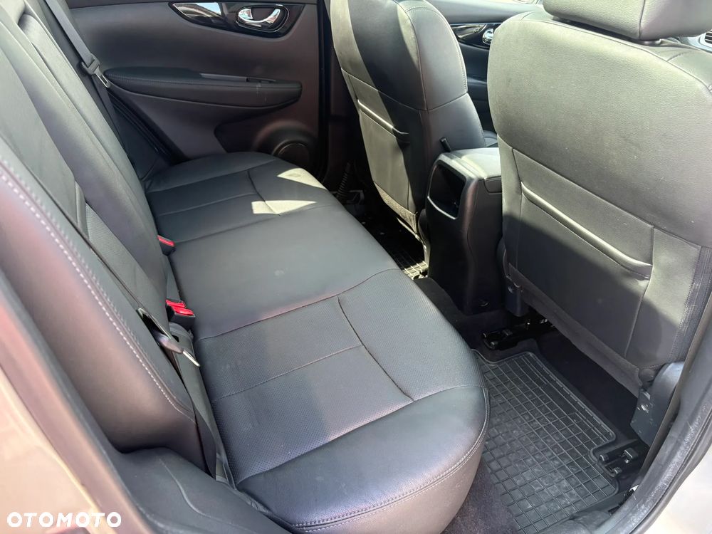 Nissan Qashqai 1.2 DIG-T Tekna+ - 26
