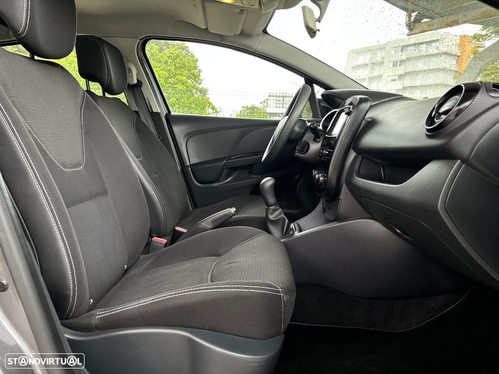 Renault Clio 1.5 dCi Dynamique S - 8