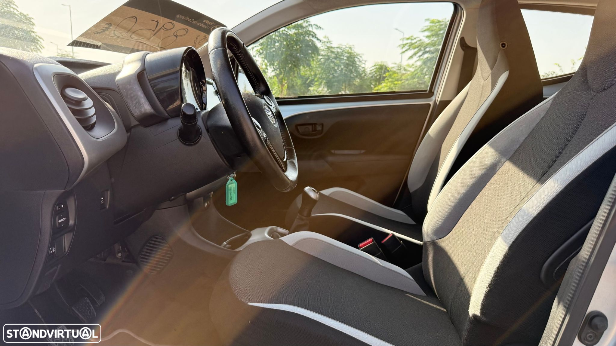 Toyota Aygo 1.0 X-Play Plus+X-Touch - 14