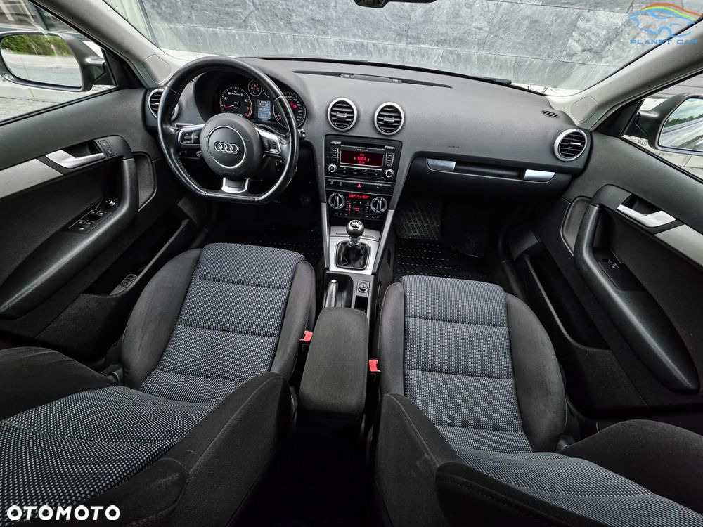 Audi A3 Sportback 1.4 TFSI S line Sportpaket - 19