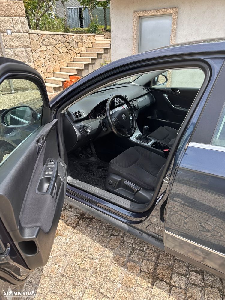 VW Passat - 9