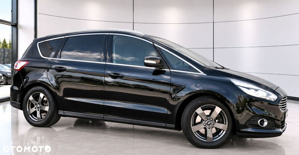 Ford S-Max 2.0 EcoBlue Titanium - 26