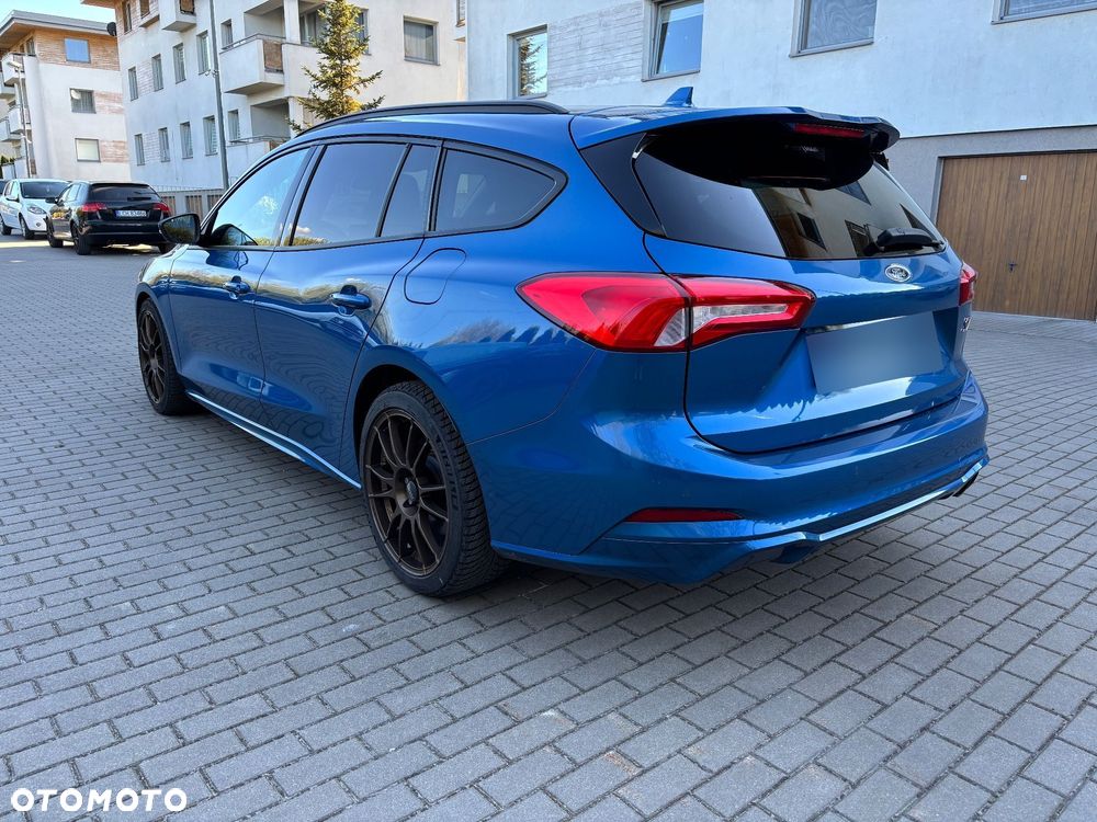 Ford Focus 2.0 EcoBlue ST - 13