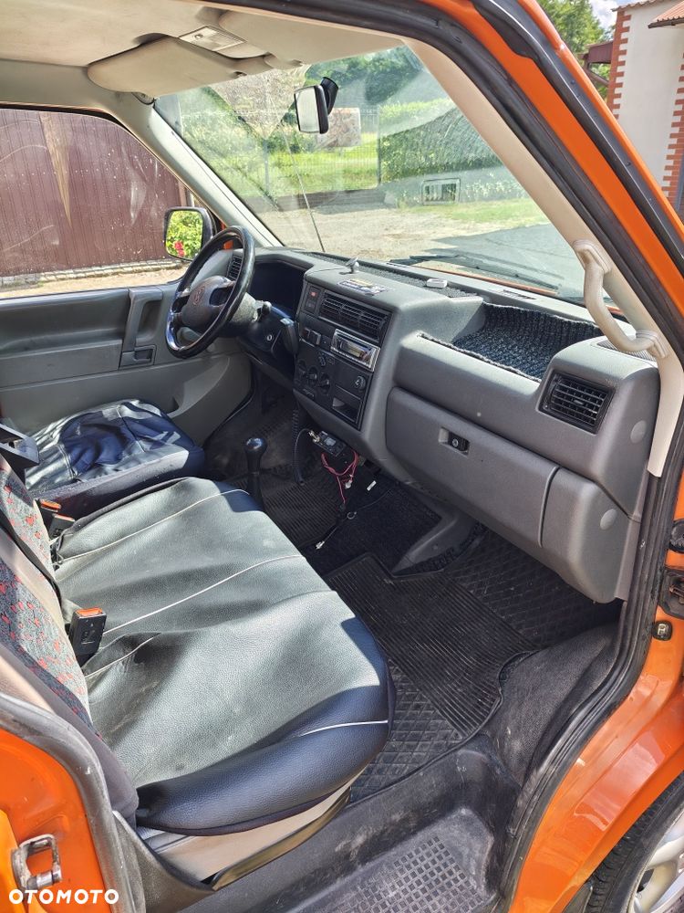 Volkswagen Transporter - 7