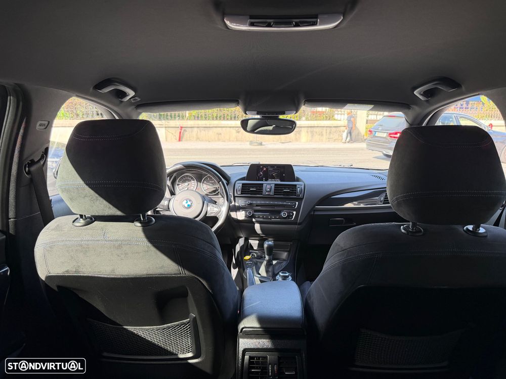 BMW 118 d Pack M - 17