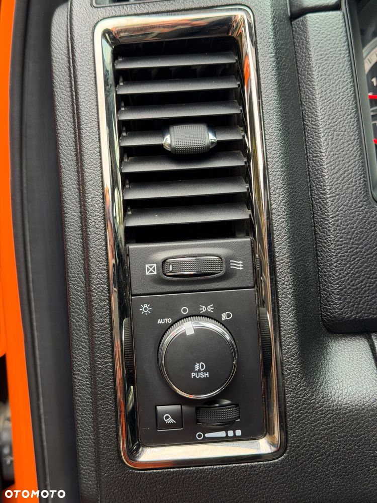 Dodge RAM 5.7 4x4 - 23