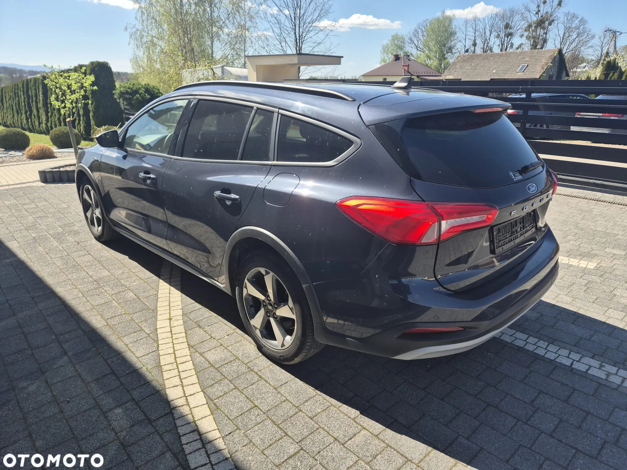 Ford Focus 1.0 EcoBoost mHEV Active - 2