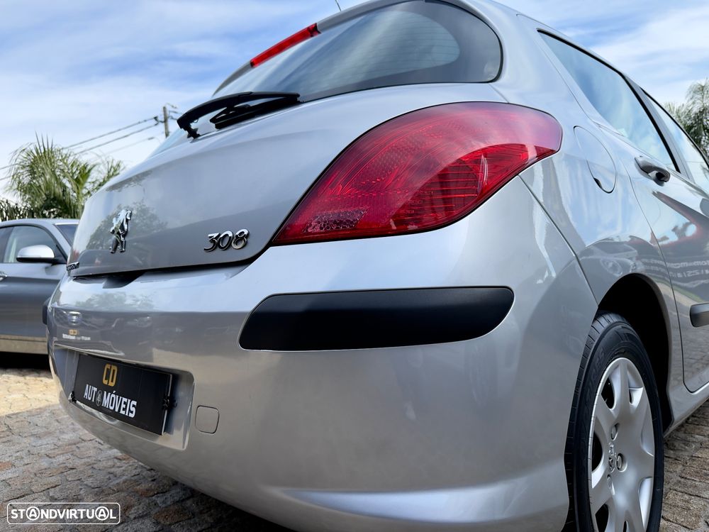 Peugeot 308 1.6 HDi Executive - 16