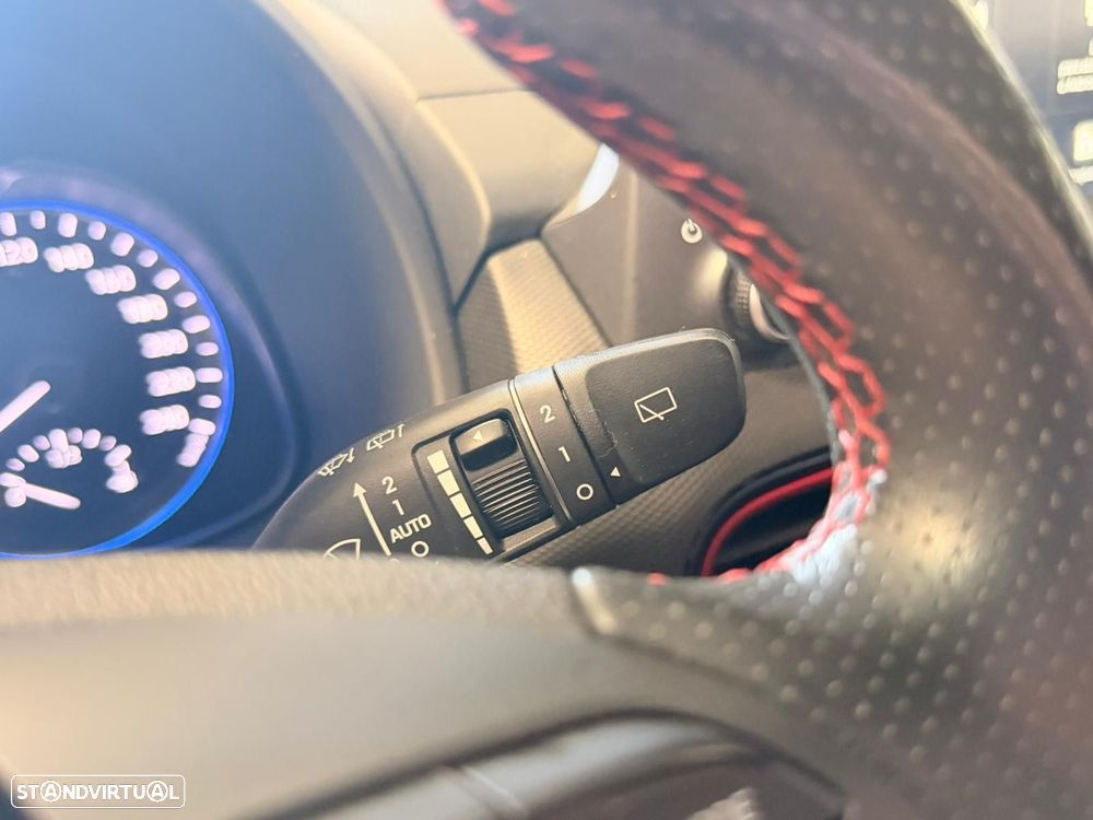 Hyundai Kauai 1.0 T-GDi Pele/Tecido Vermelho - 24