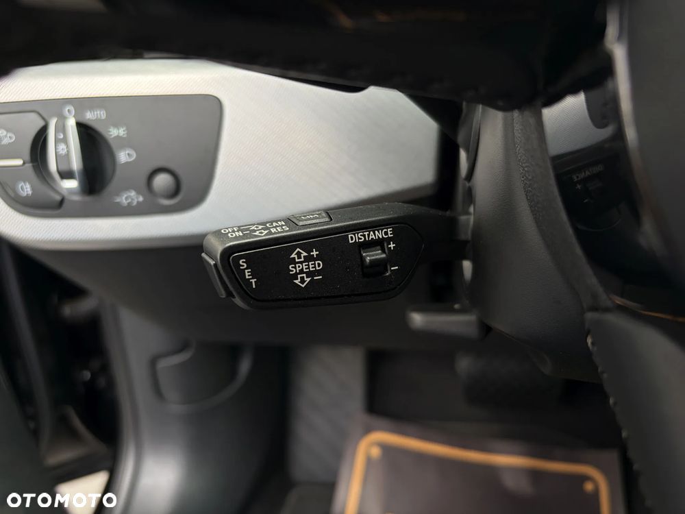 Audi A4 Avant 40 TFSI S tronic design - 25