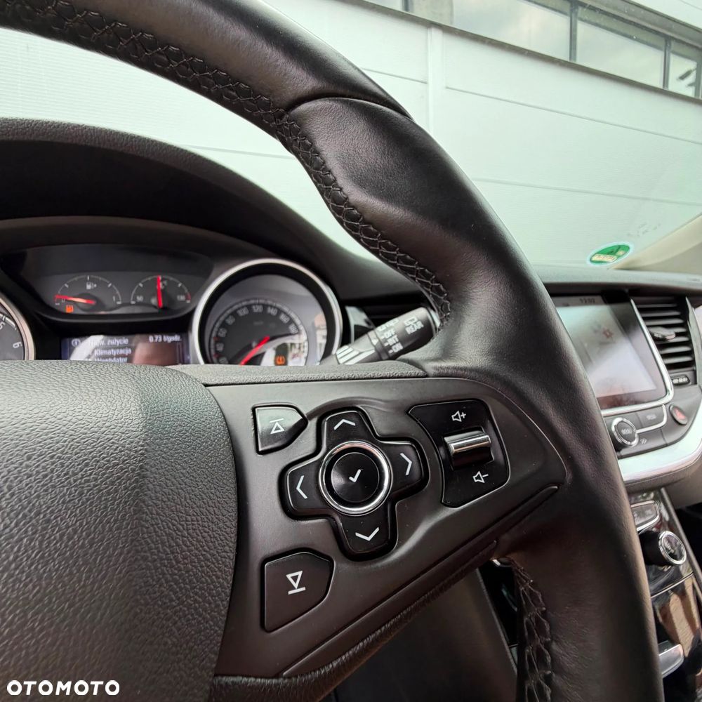 Opel Astra 1.6 Turbo Start/Stop Dynamic - 19
