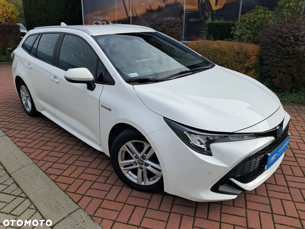 Toyota Corolla ver-1-8-hybrid-comfort - 3