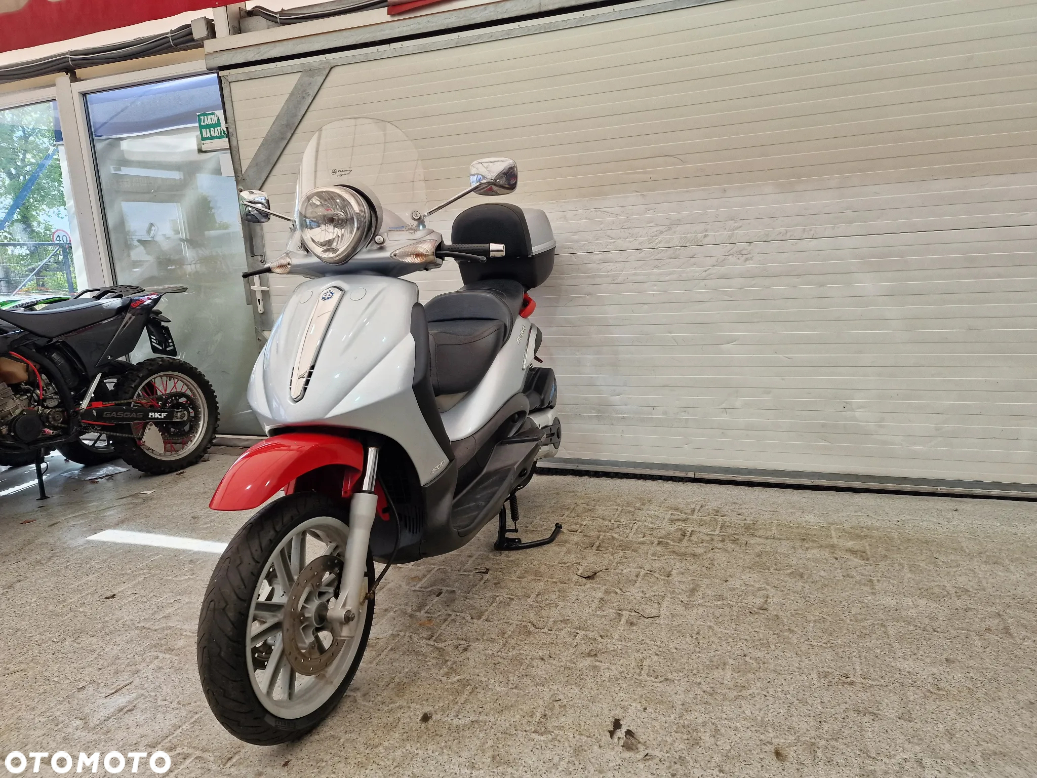 Piaggio Beverly - 15