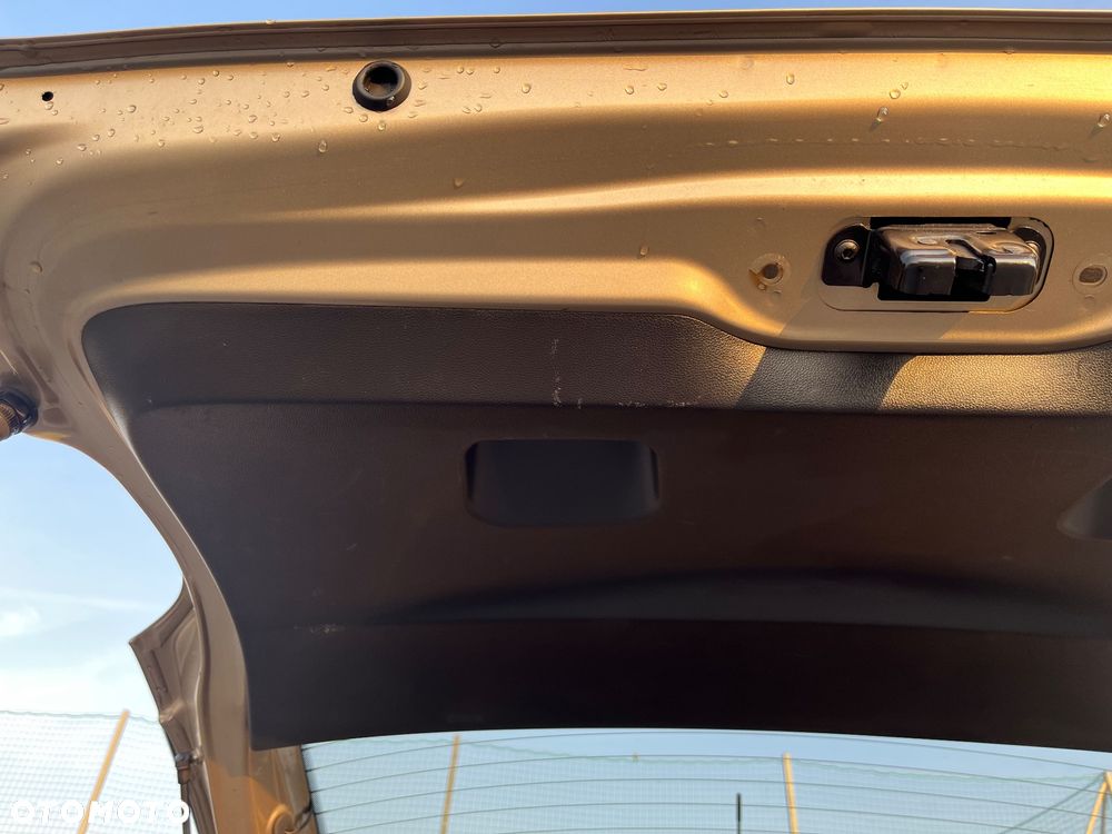 Dacia Duster SCe 115 2WD Prestige - 24