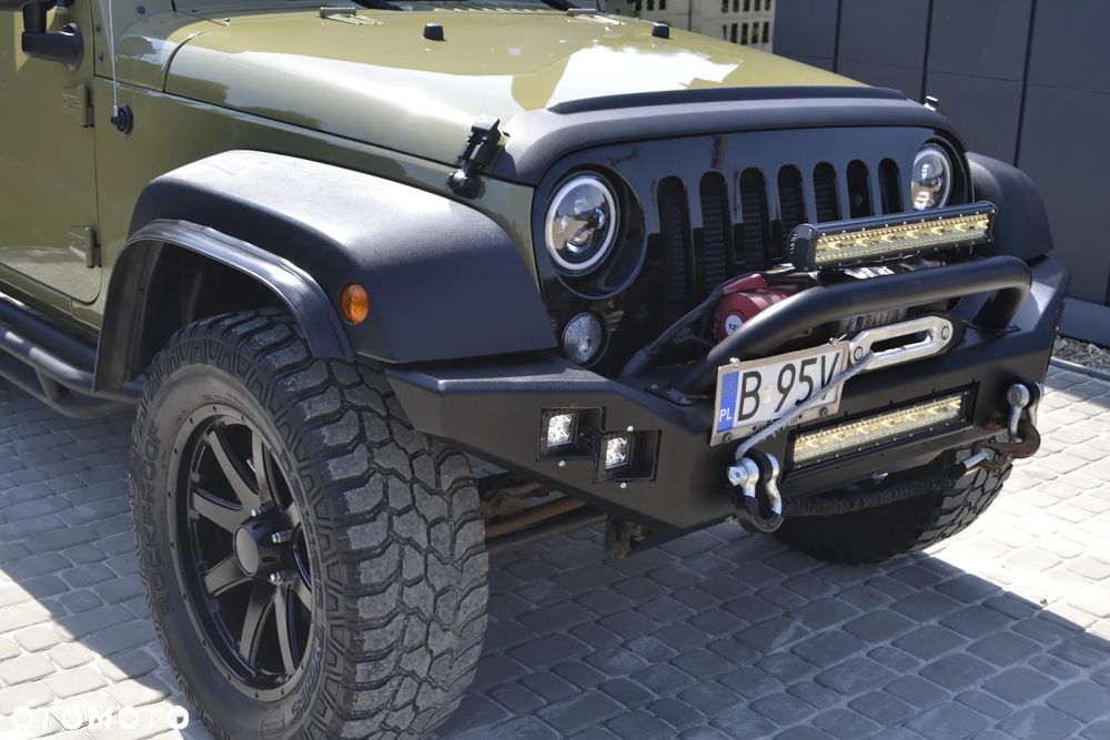 Jeep Wrangler 3.6 Unlim Sahara - 10
