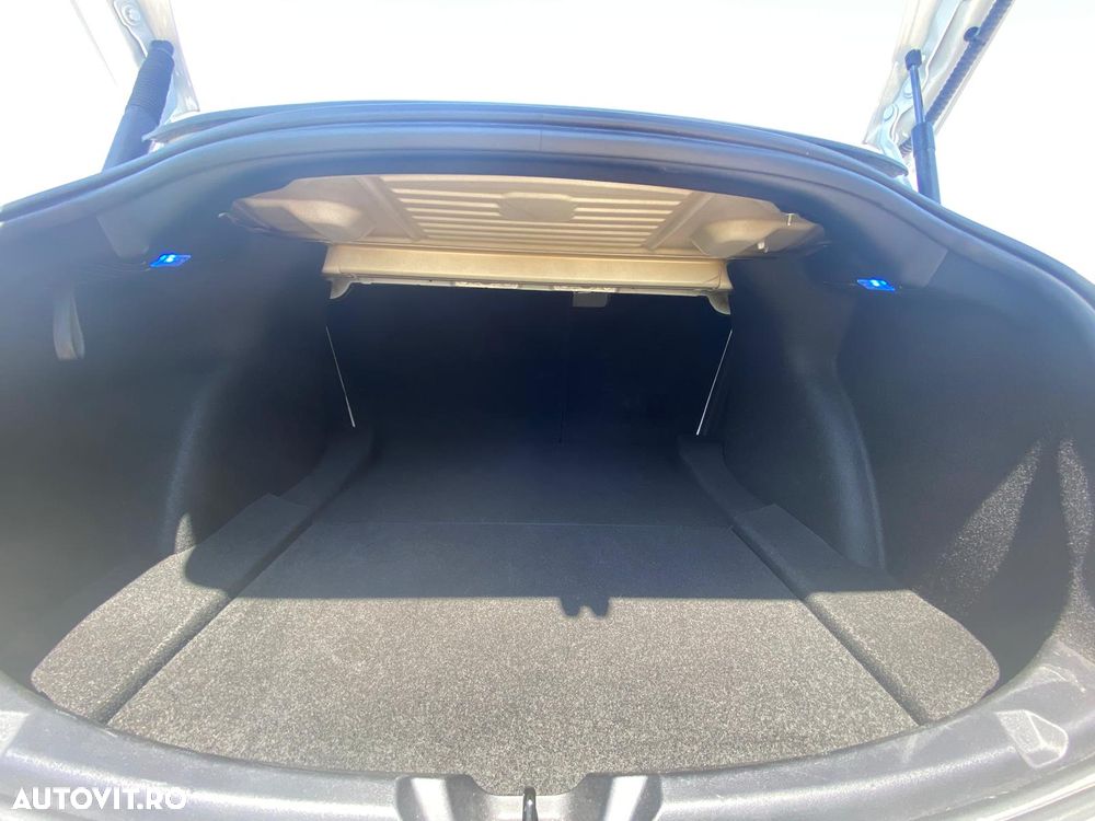 TESLA Model 3 2021 — imagine 19