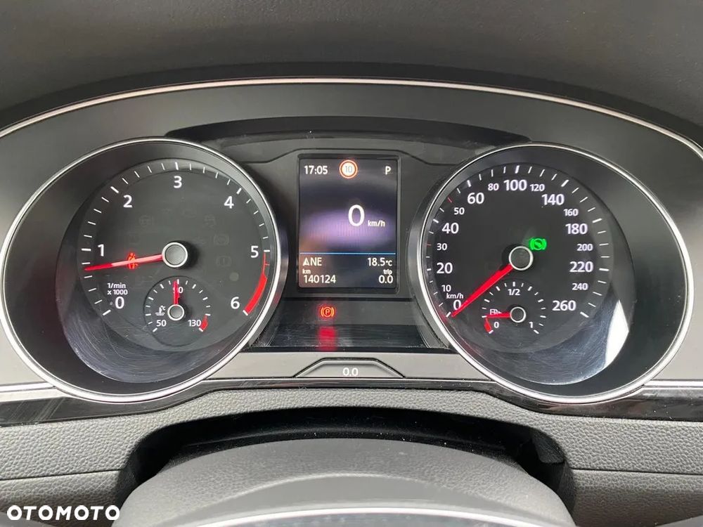 Volkswagen Passat 2.0 TDI BMT Comfortline DSG - 23