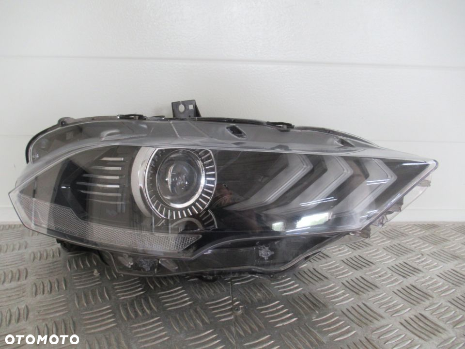 LAMPA PRZEDNIA PRZÓD PRAWA FORD MUSTANG VI 6 LIFT FULL LED JR3B-13005-A 2017-2023 - 2