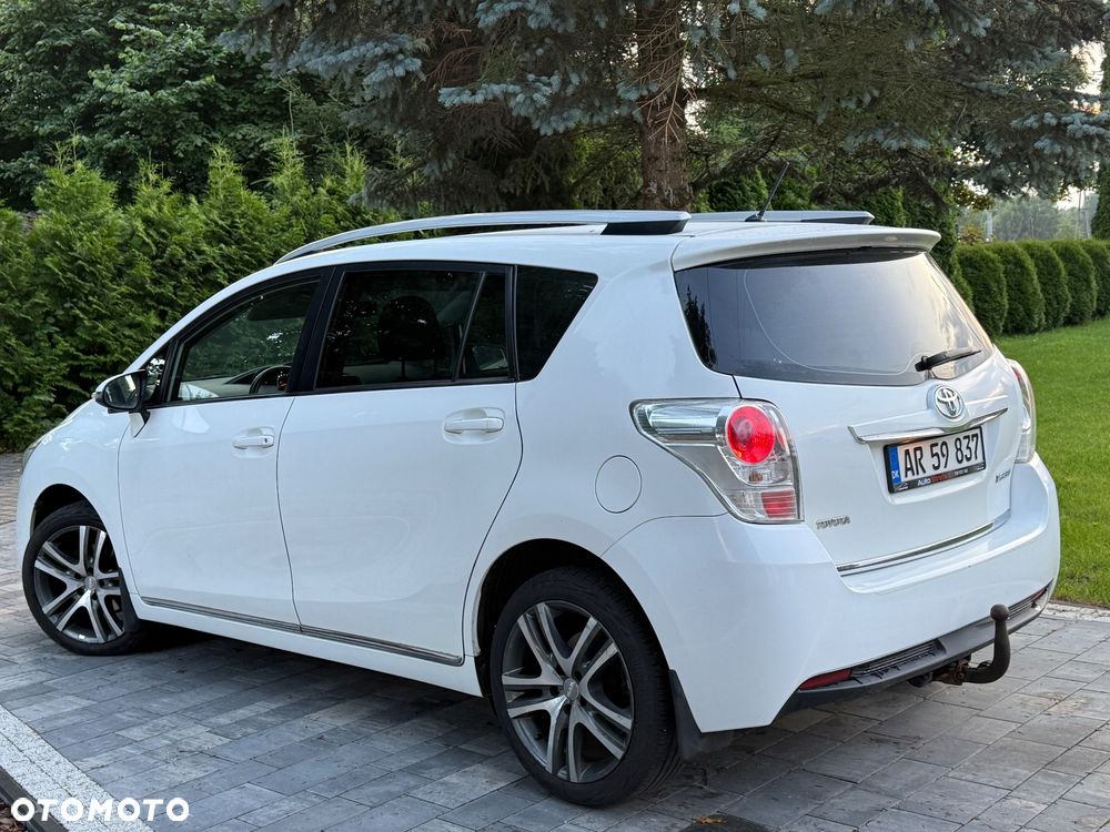 Toyota Verso - 4