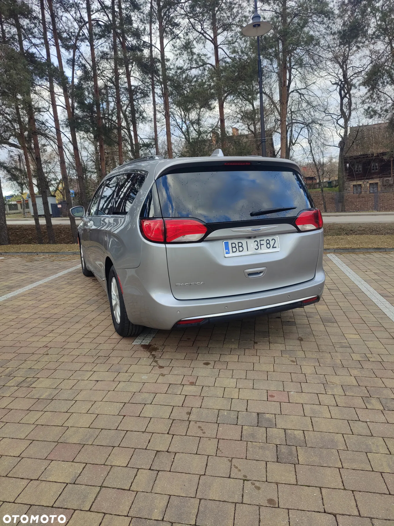 Chrysler Pacifica - 3
