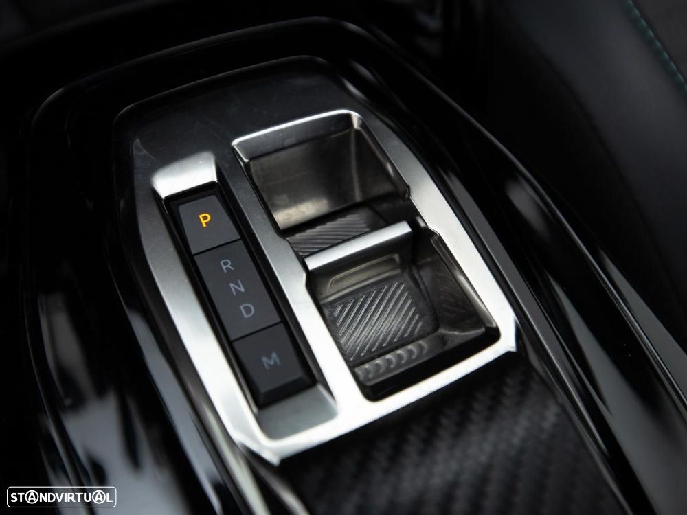 Peugeot 2008 1.5 BlueHDi Allure EAT8 - 16