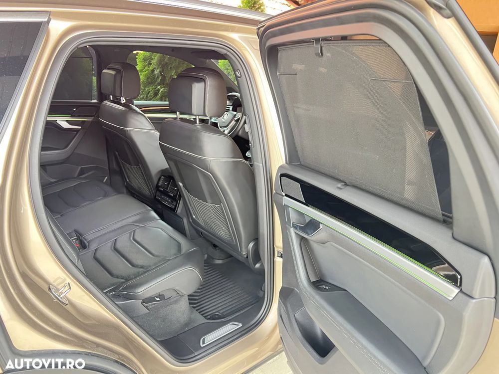 Volkswagen Touareg - 13