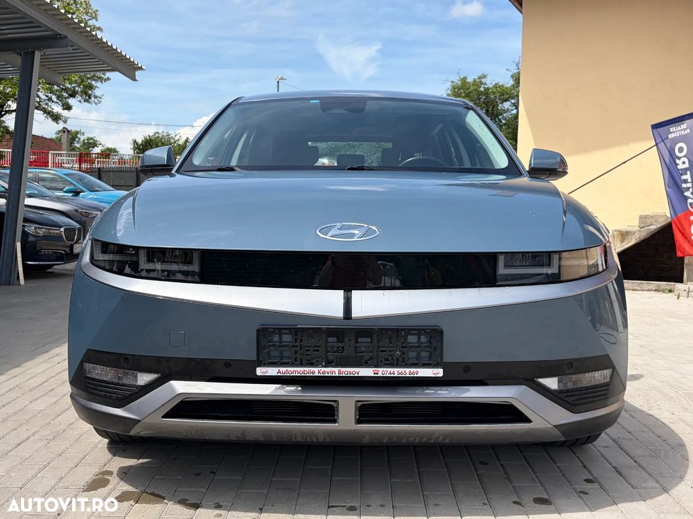 Hyundai IONIQ - 11