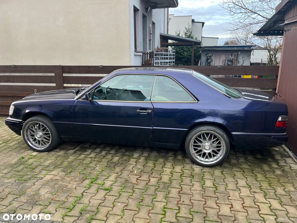 Mercedes-Benz W124 (1984-1993) - 1