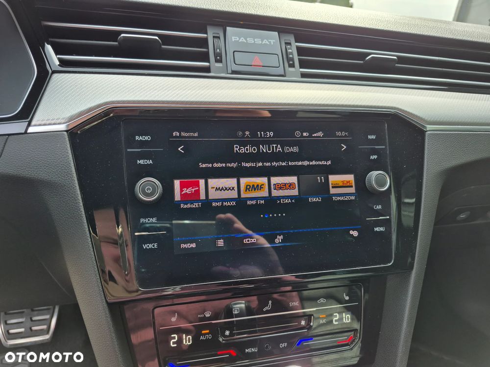 Volkswagen Passat - 16