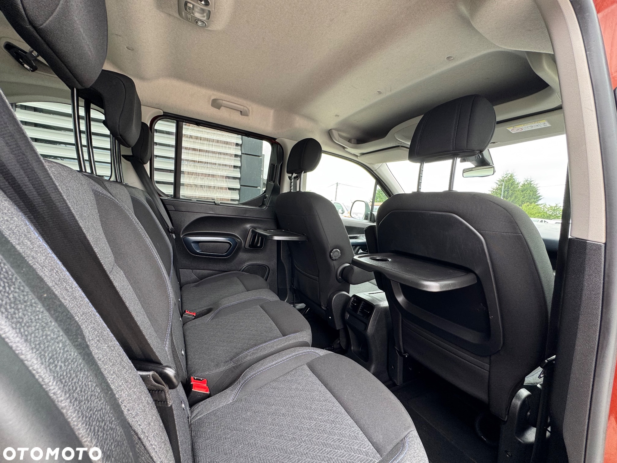 Peugeot Rifter 1.5 BlueHDI Allure Pack S&S - 18