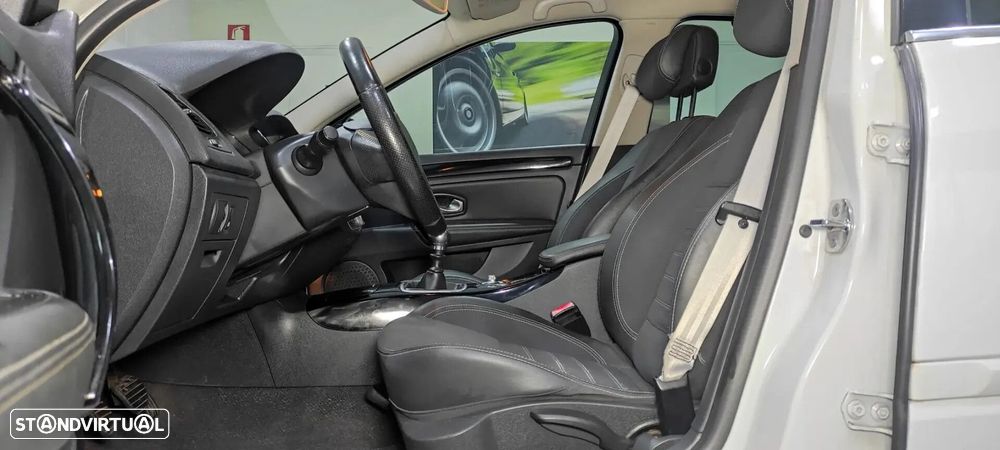 Renault Laguna Break - 17