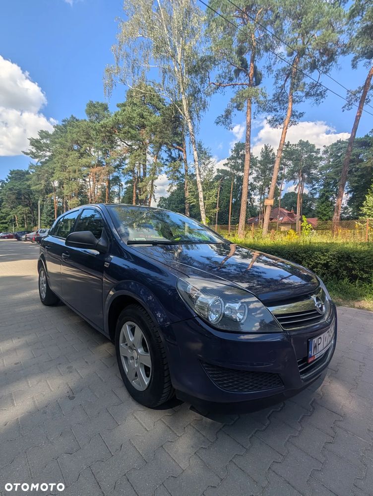 Opel Astra 1.7 CDTI - 4