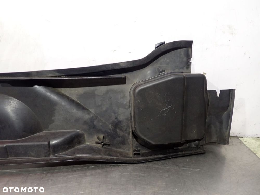PODSZYBIE OSŁONA FILTRA BMW E87 - 4