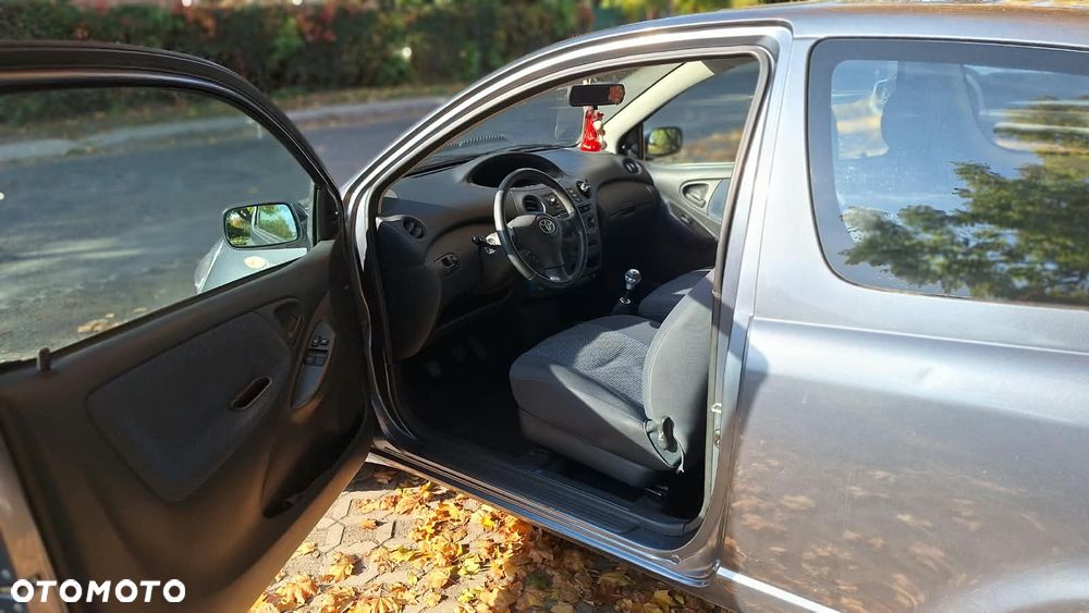 Toyota Yaris 1.0 Blue - 17