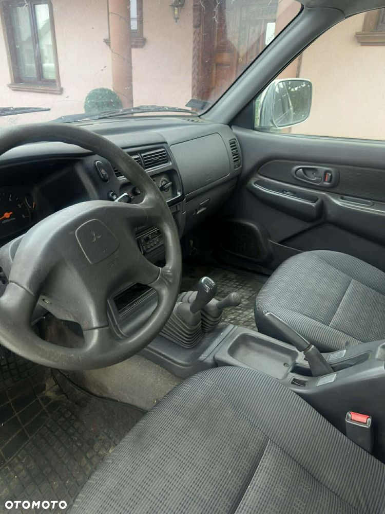 Mitsubishi L200 2.5 TD Intense - 7