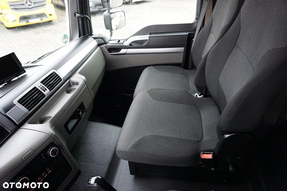 MAN TGM / 15.250 / EURO 6 / CHŁODNIA + WINDA / ŁAD. 6 750 KG / 18 PALET - 39