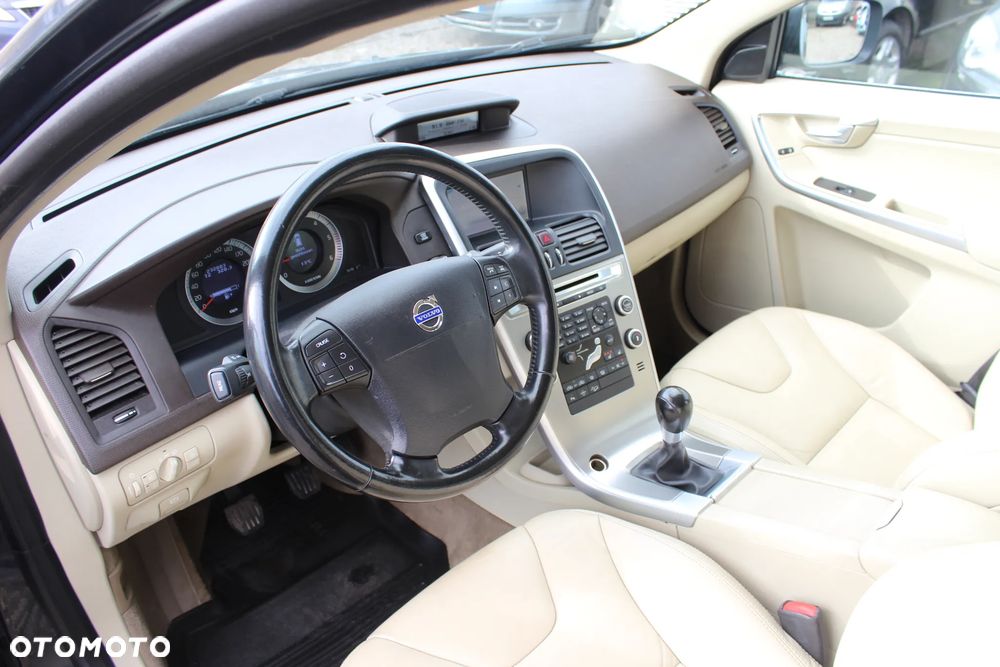 Volvo XC 60 2.4D AWD Summum - 5